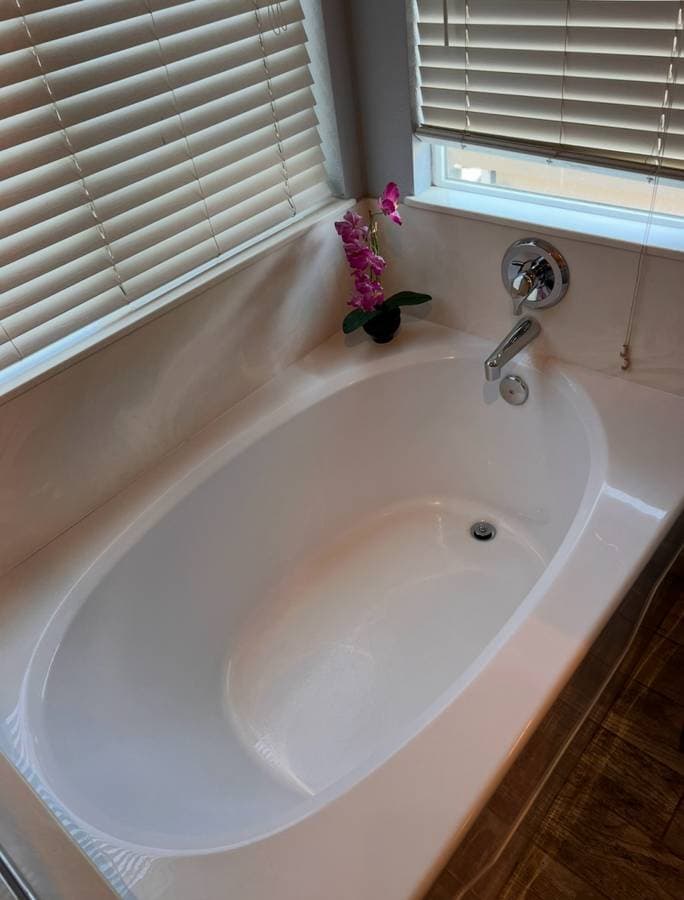 Clean bathtub after junk removal and bathroom cleanup service in Sacramento California